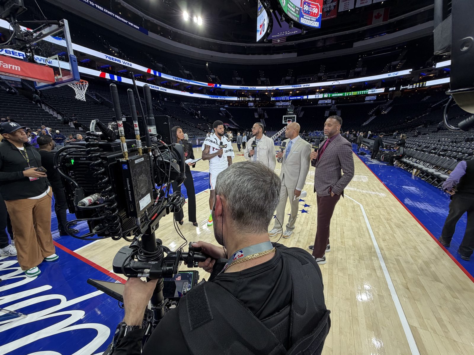 Matt Lingerfelt on Steadicam during an on-court interview in Philadelphia